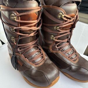 LTD Snowboard Boots US Mens Size 10Brown - GREAT CONDITION